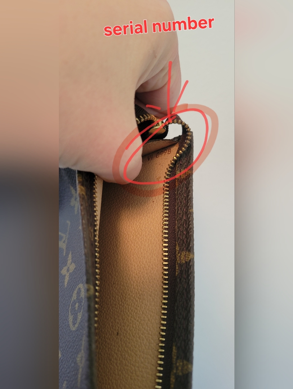 Authentic Louis Vuitton Monogram Pouch ,Serial Number :VI0998 - Picture 6 of 9